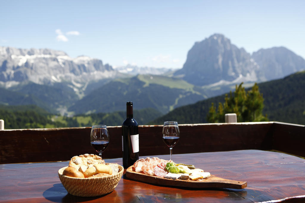 Hotel Garnì Conturina Santa Cristina Val Gardena Esterno foto