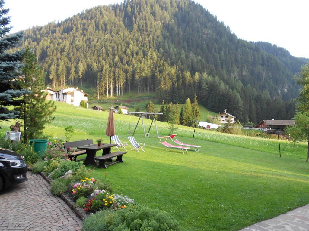 Hotel Garnì Conturina Santa Cristina Val Gardena Esterno foto